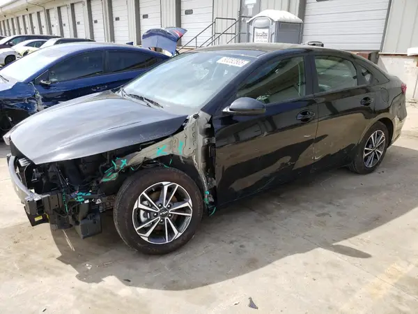 3KPF24ADXRE812116 2024 KIA FORTE - Image 1