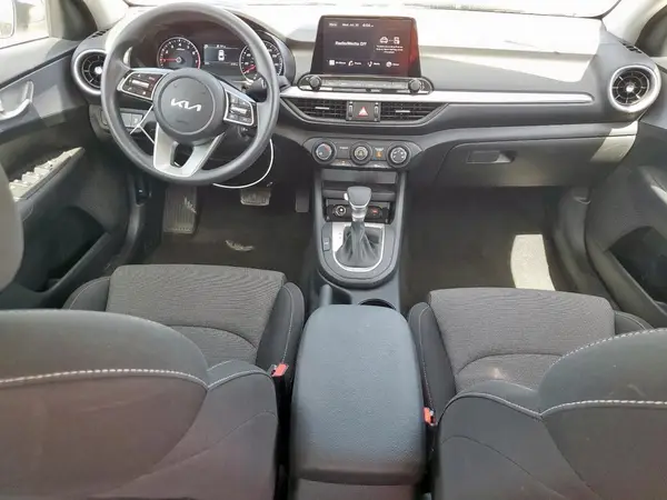 3KPF24ADXRE814948 2024 KIA FORTE - Image 8