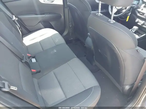 3KPF24ADXRE815582 2024 KIA FORTE - Image 8