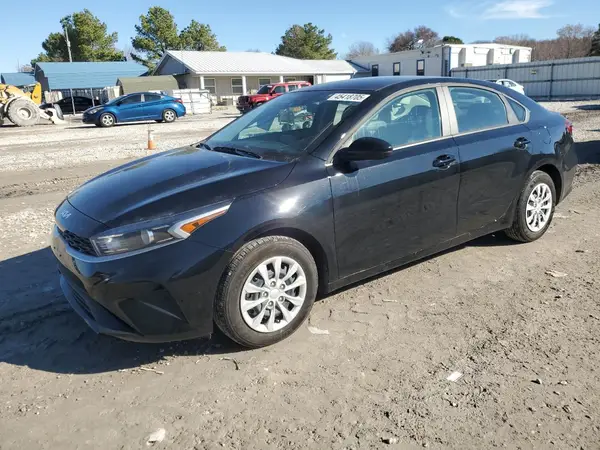 3KPF24ADXRE816425 2024 KIA FORTE - Image 1