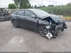 3KPF24ADXRE817588 2024 KIA FORTE