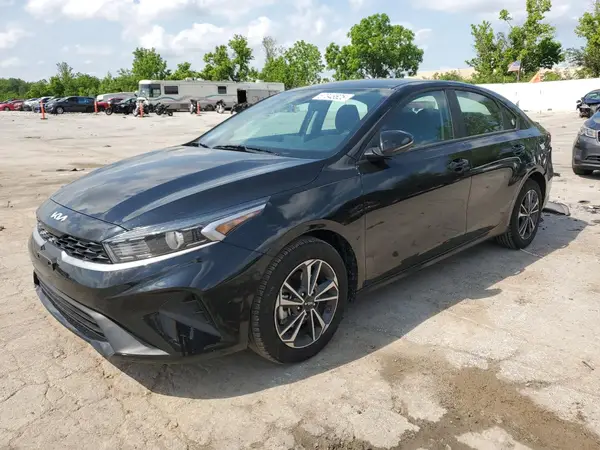 3KPF24ADXRE818255 2024 KIA FORTE - Image 1