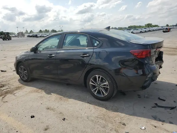 3KPF24ADXRE818255 2024 KIA FORTE - Image 2