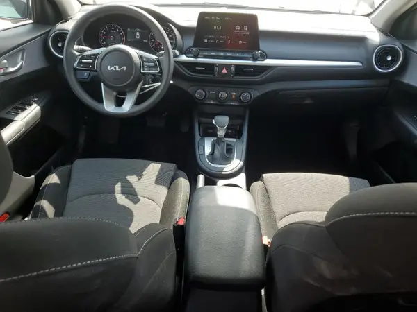 3KPF24ADXRE818255 2024 KIA FORTE - Image 8