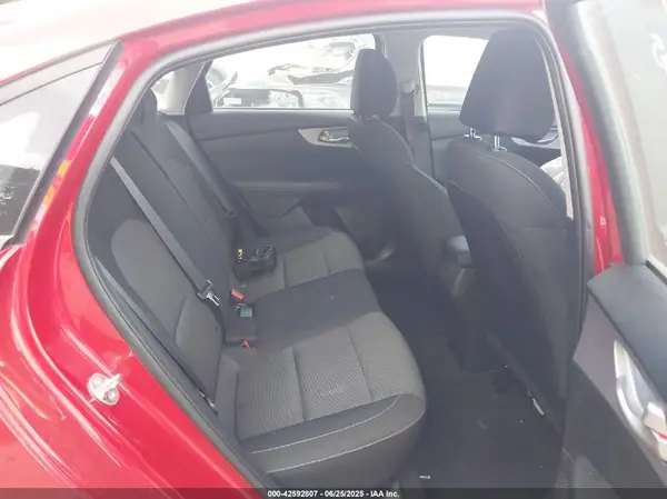3KPF24ADXRE819535 2024 KIA FORTE - Image 8