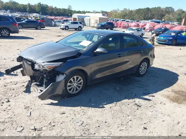 3KPF24ADXRE819809 2024 KIA FORTE - Image 2