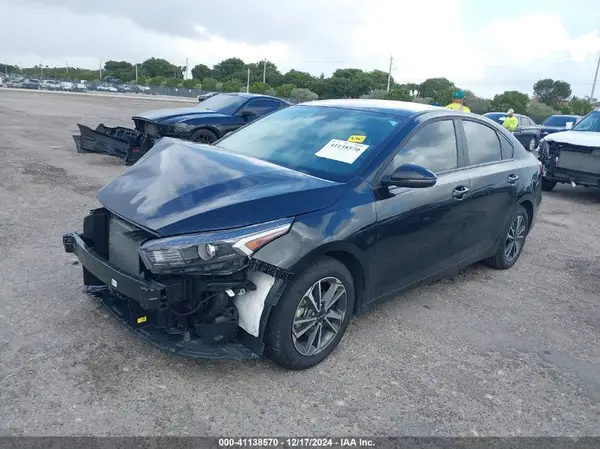 3KPF24ADXRE824248 2024 KIA FORTE - Image 2