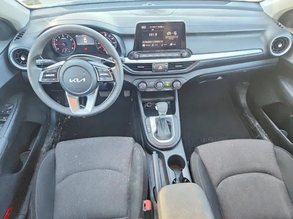 3KPF24ADXRE826338 2024 KIA FORTE - Image 8