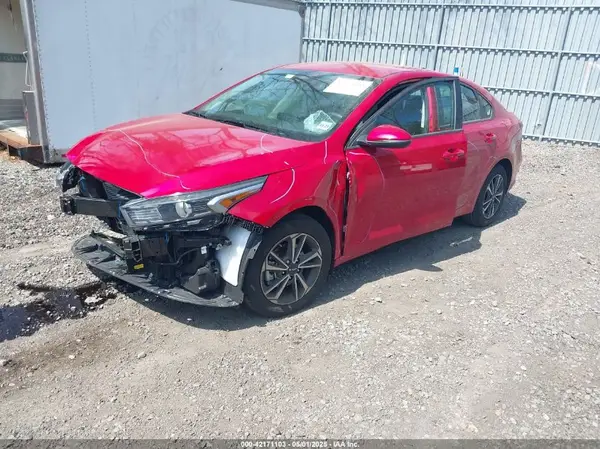 3KPF24ADXRE830308 2024 KIA FORTE - Image 2