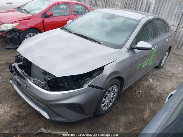 3KPF24ADXRE832317 2024 KIA FORTE - Image 2
