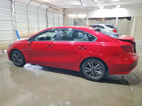 3KPF24ADXRE834701 2024 KIA FORTE - Image 2