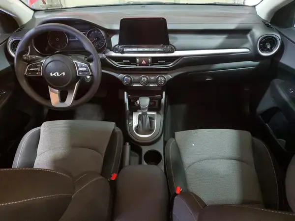 3KPF24ADXRE834701 2024 KIA FORTE - Image 8