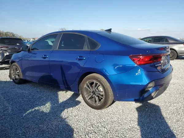 3KPF24ADXRE834780 2024 KIA FORTE - Image 2