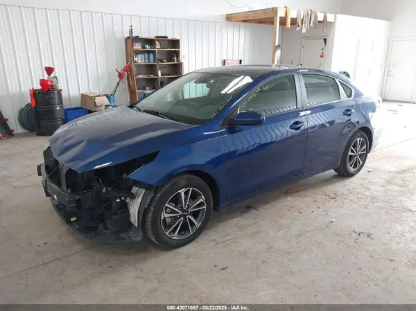 3KPF24ADXRE836741 2024 KIA FORTE - Image 2