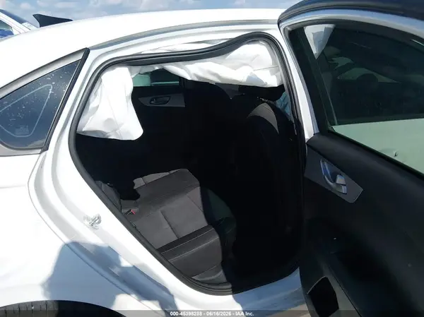 3KPF24ADXRE836917 2024 KIA FORTE - Image 8