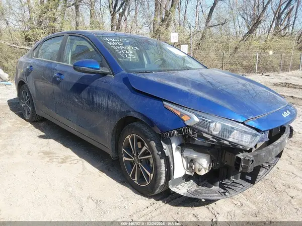 3KPF24ADXRE839428 2024 KIA FORTE - Image 1