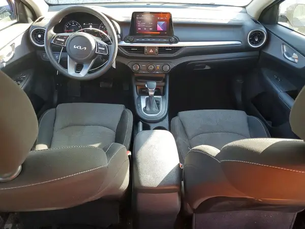 3KPF24ADXRE840742 2024 KIA FORTE - Image 8