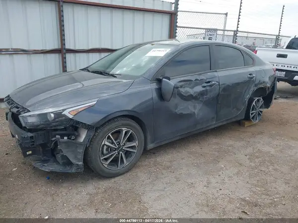 3KPF24ADXRE840840 2024 KIA FORTE - Image 2