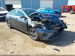 3KPF24ADXRE841065 2024 KIA FORTE