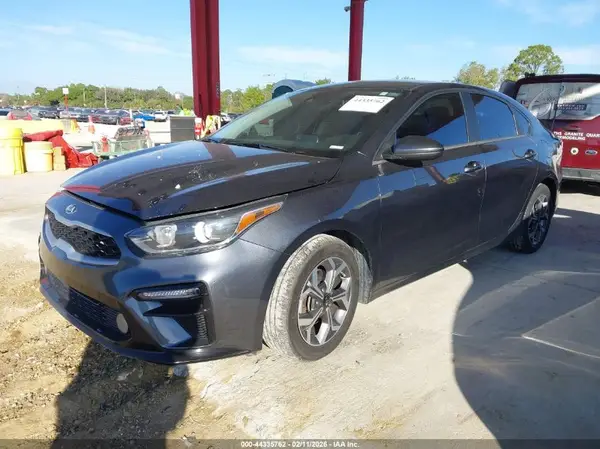 3KPF24AV1ME359271 2021 KIA FORTE - Image 2