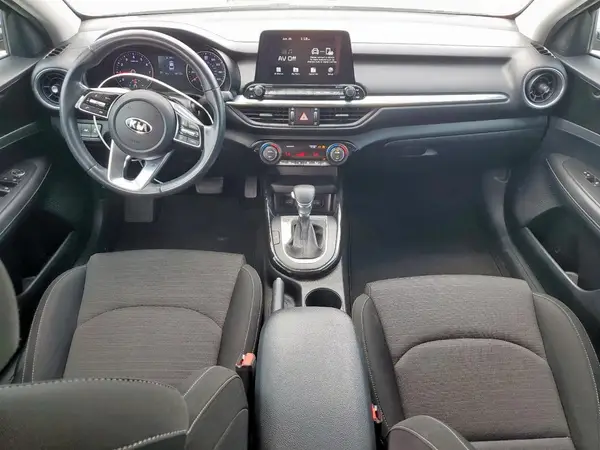 3KPF34AD0KE013450 2019 KIA FORTE - Image 8