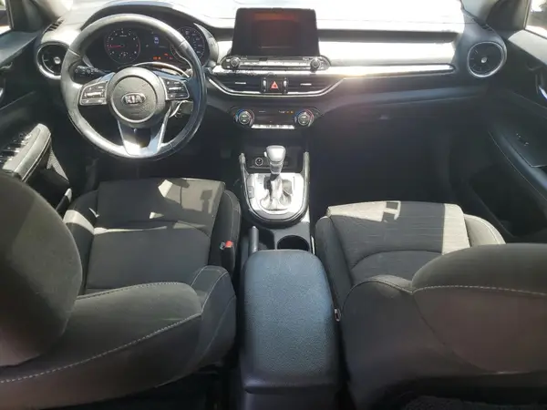 3KPF34AD0KE020754 2019 KIA FORTE - Image 8