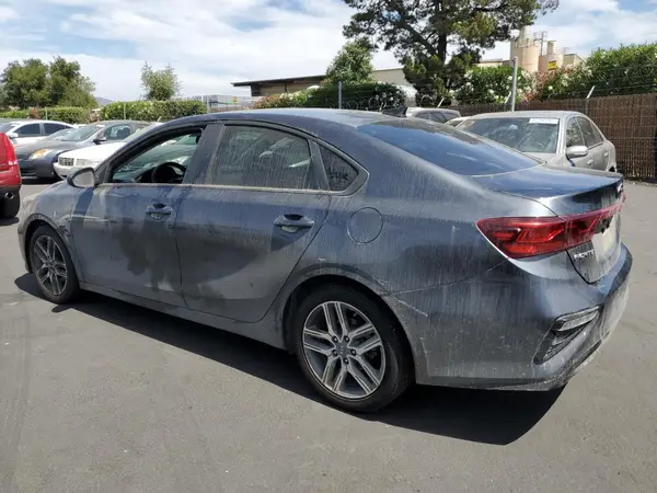 3KPF34AD0KE024139 2019 KIA FORTE - Image 2