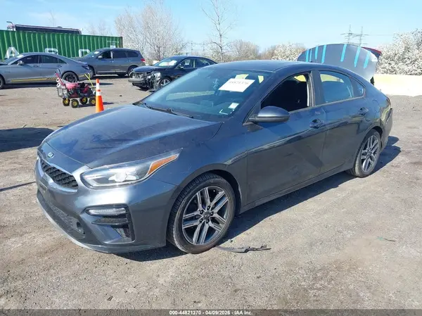3KPF34AD0KE026179 2019 KIA FORTE - Image 2
