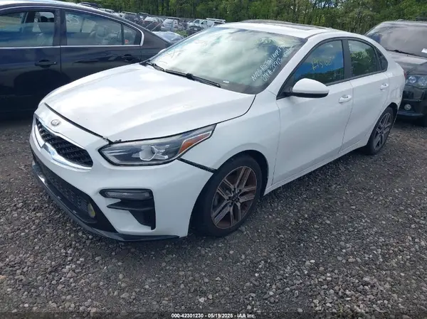 3KPF34AD0KE027350 2019 KIA FORTE - Image 2