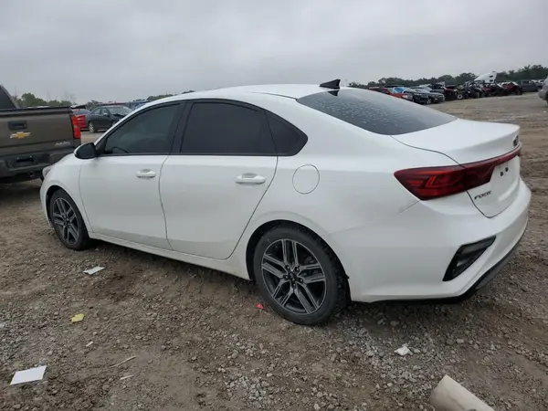 3KPF34AD0KE034010 2019 KIA FORTE - Image 2