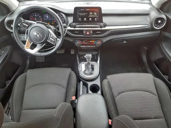 3KPF34AD0KE035772 2019 KIA FORTE - Image 8