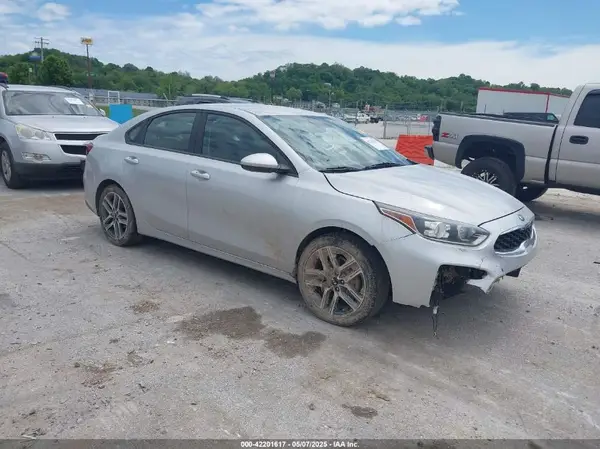 3KPF34AD0KE042219 2019 KIA FORTE - Image 1