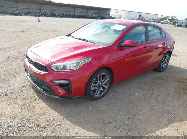 3KPF34AD0KE043645 2019 KIA FORTE - Image 2