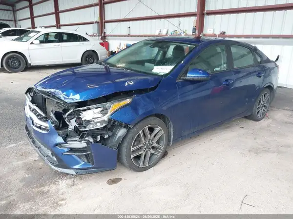 3KPF34AD0KE048098 2019 KIA FORTE - Image 2