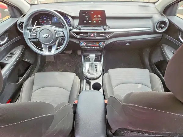 3KPF34AD0KE064804 2019 KIA FORTE - Image 8