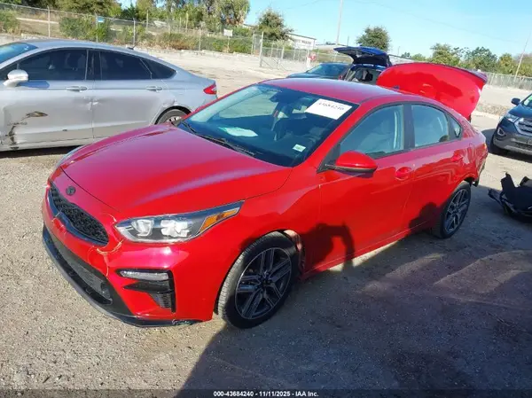 3KPF34AD0KE066567 2019 KIA FORTE - Image 2