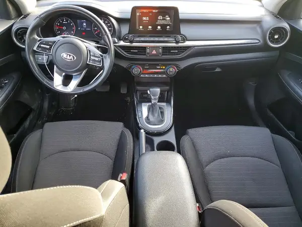 3KPF34AD0KE075818 2019 KIA FORTE - Image 8