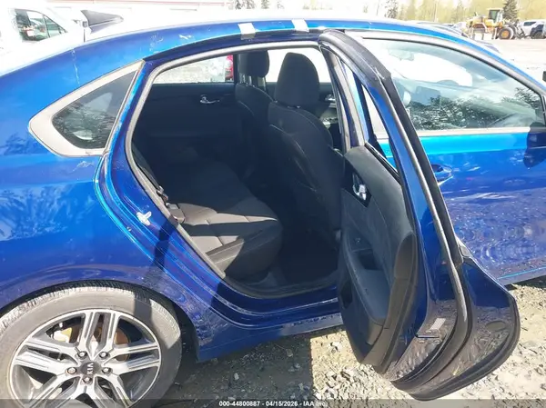 3KPF34AD0KE097625 2019 KIA FORTE - Image 8