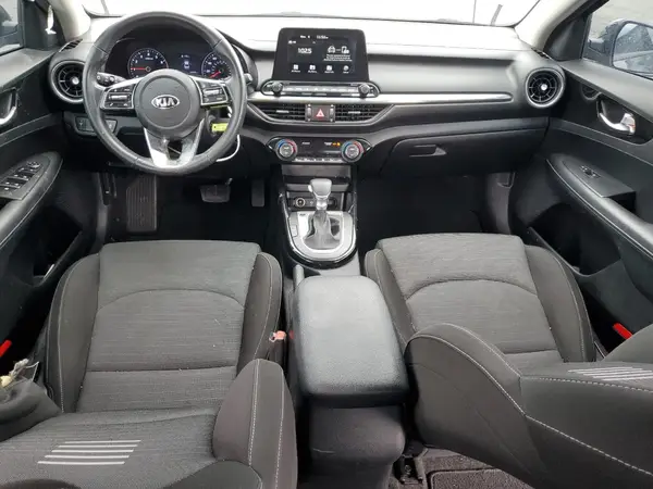 3KPF34AD0KE105108 2019 KIA FORTE - Image 8