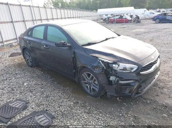 3KPF34AD0KE110678 2019 KIA FORTE - Image 1