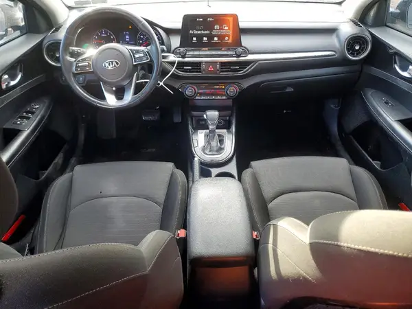 3KPF34AD0KE114326 2019 KIA FORTE - Image 8