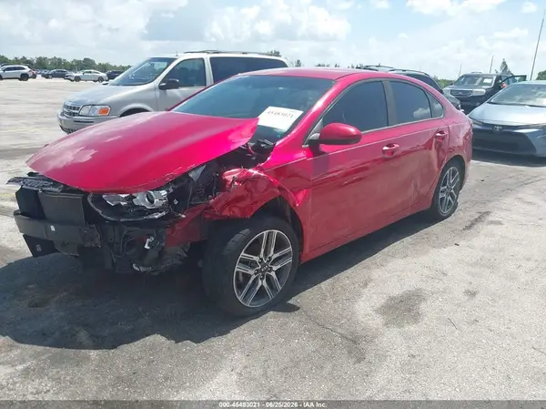 3KPF34AD0KE118182 2019 KIA FORTE - Image 2