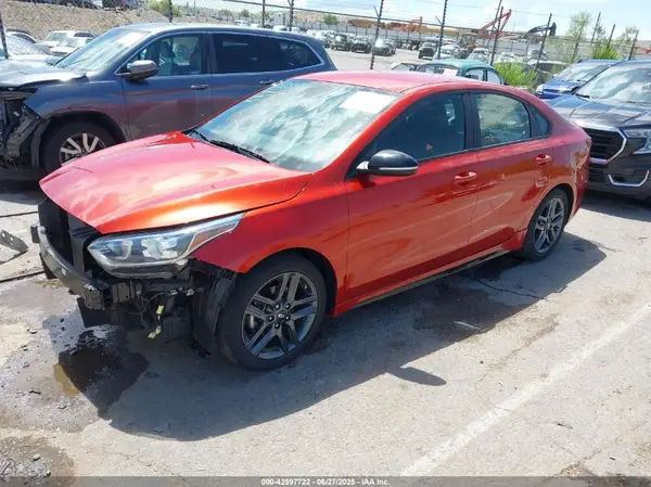 3KPF34AD0LE167738 2020 KIA FORTE - Image 2