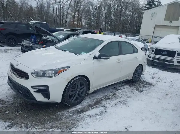 3KPF34AD0LE180747 2020 KIA FORTE - Image 2