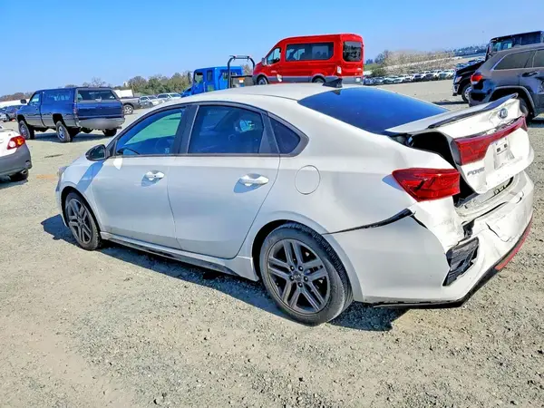 3KPF34AD0LE244964 2020 KIA FORTE - Image 2