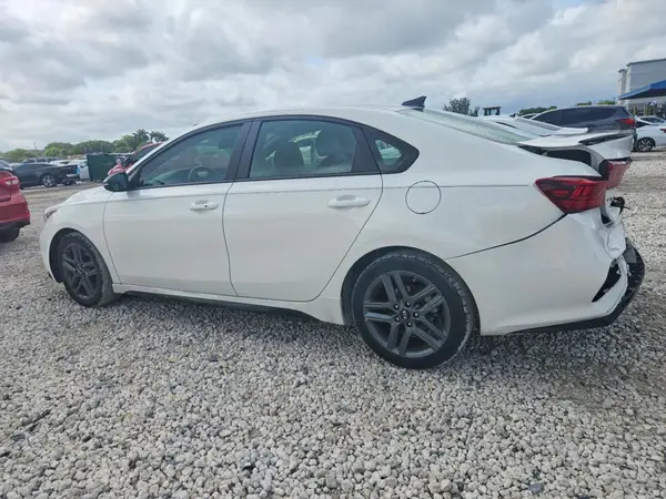 3KPF34AD0LE258606 2020 KIA FORTE - Image 2