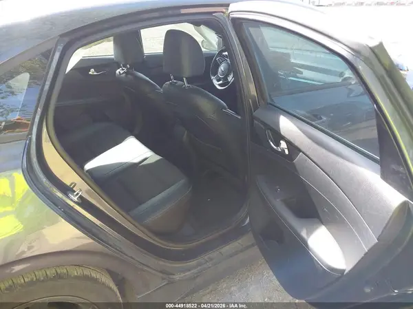 3KPF34AD0ME269395 2021 KIA FORTE - Image 8