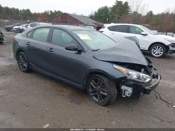 3KPF34AD0ME271504 2021 KIA FORTE - Image 1