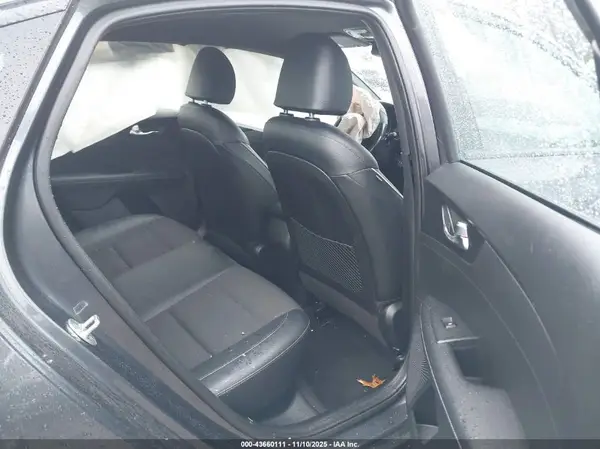 3KPF34AD0ME271504 2021 KIA FORTE - Image 8
