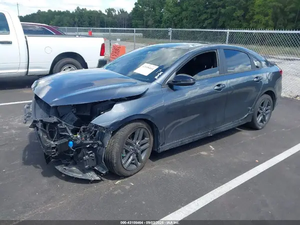 3KPF34AD0ME272927 2021 KIA FORTE - Image 2